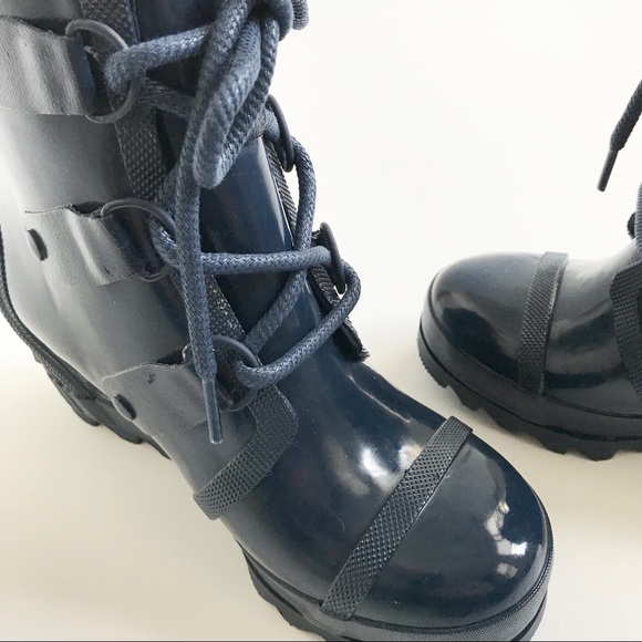 Sorel Joan Rain Wedge Gloss Bootie - Picture 5 of 8